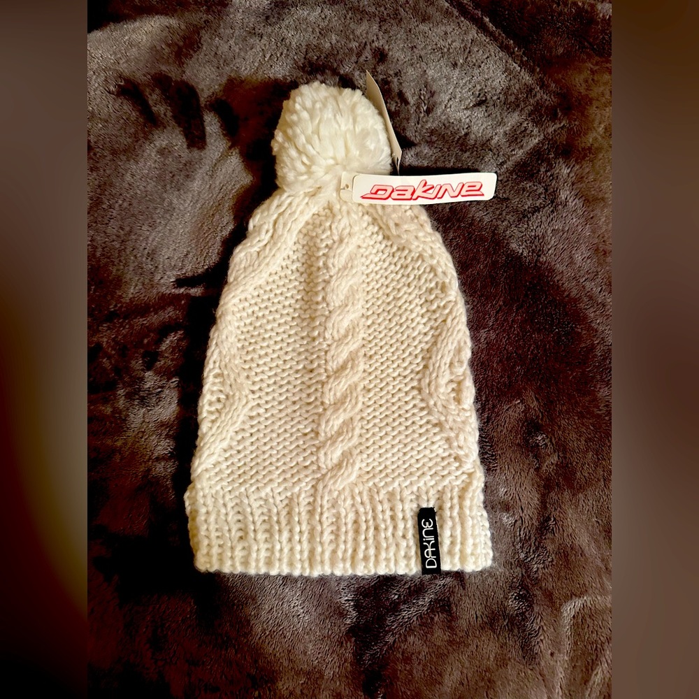 Dakine pom pomp toque